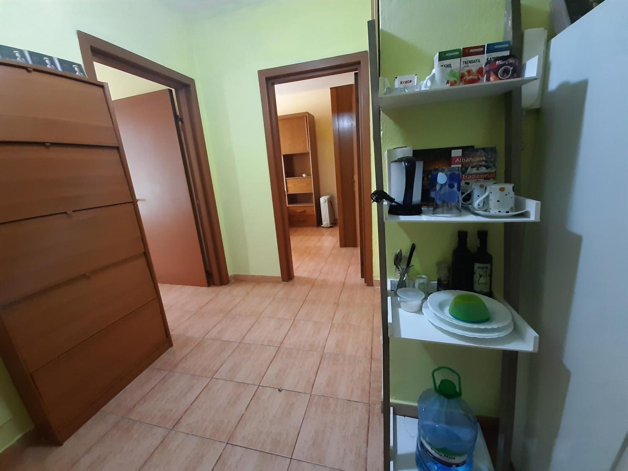 Enki'S Guesthouse ติรานา ภายนอก รูปภาพ